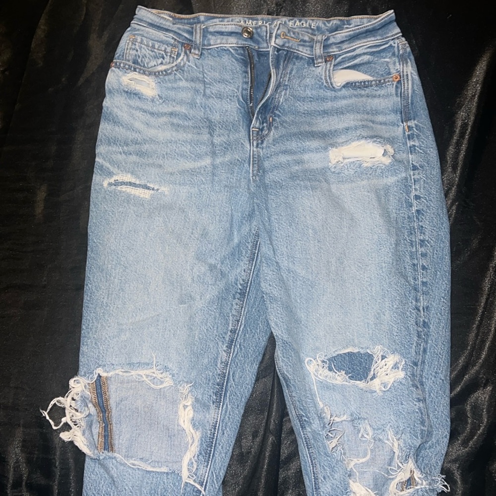 american eagle jeans!